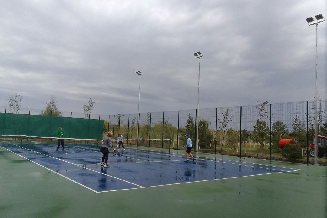 Первый сельский теннисный корт и современный кинозал появились в Константиновске